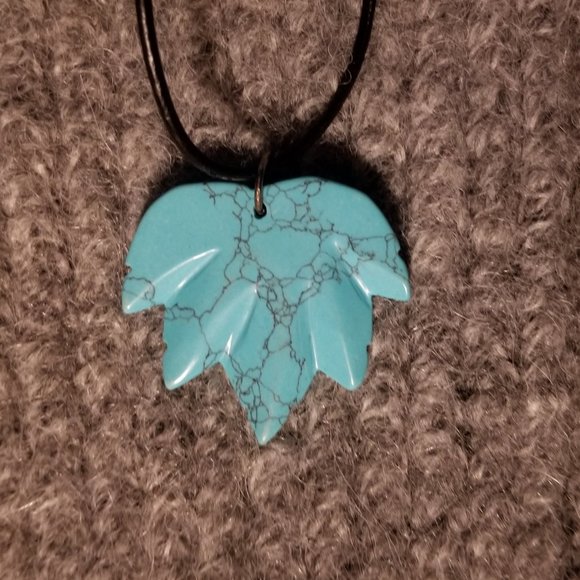 COPY - Turquoisite gemstone leaf pendant, NWOT, on black cord, artisan, unisex - Picture 5 of 6